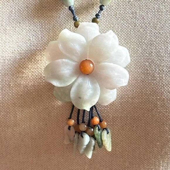 Jadeite Flower Pendant Necklace, Vintage Adjustable Cord Jewelry - Picture 3 of 10